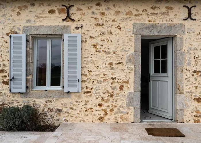 Hébergement de vacances La Closerie Blanche - 5km Le Mans - Wifi Yvré-lʼÉvêque